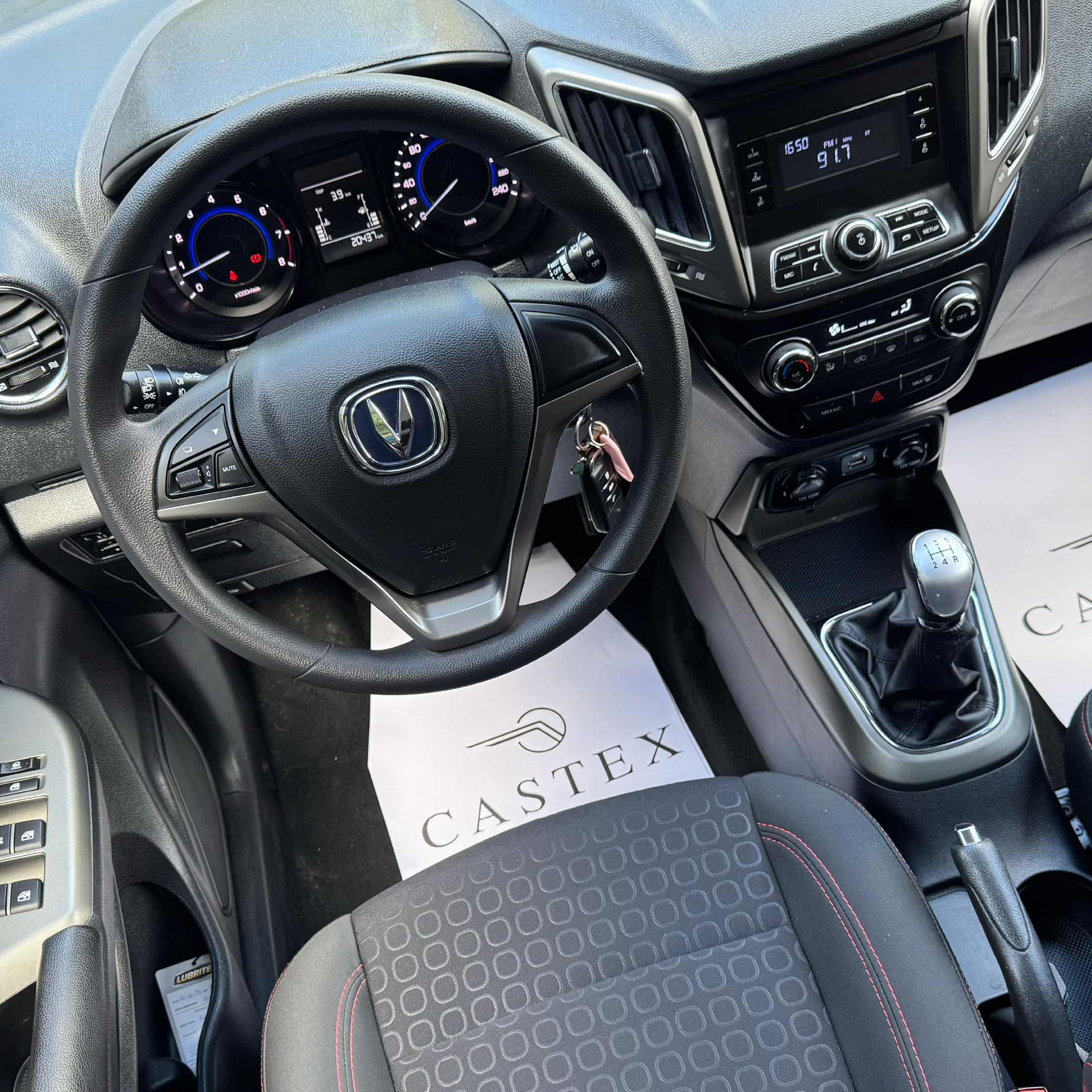 Changan Cs15 — foto 6 de 19