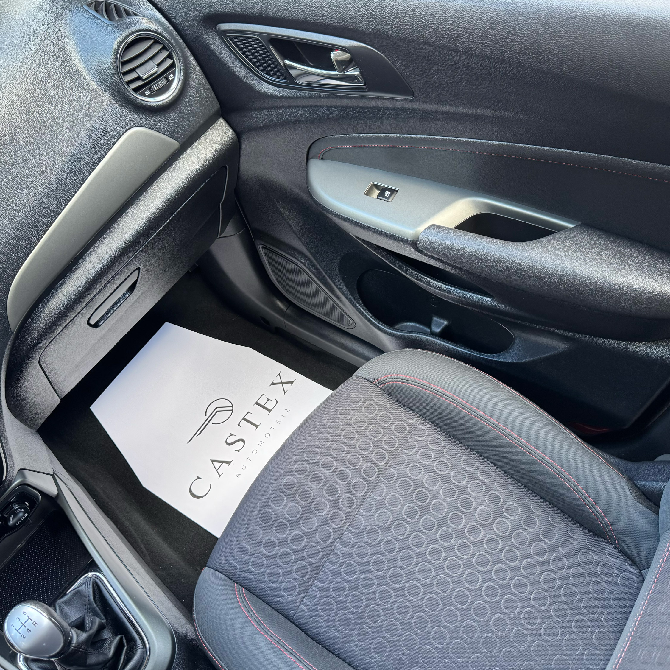 Changan Cs15 — foto 13 de 19