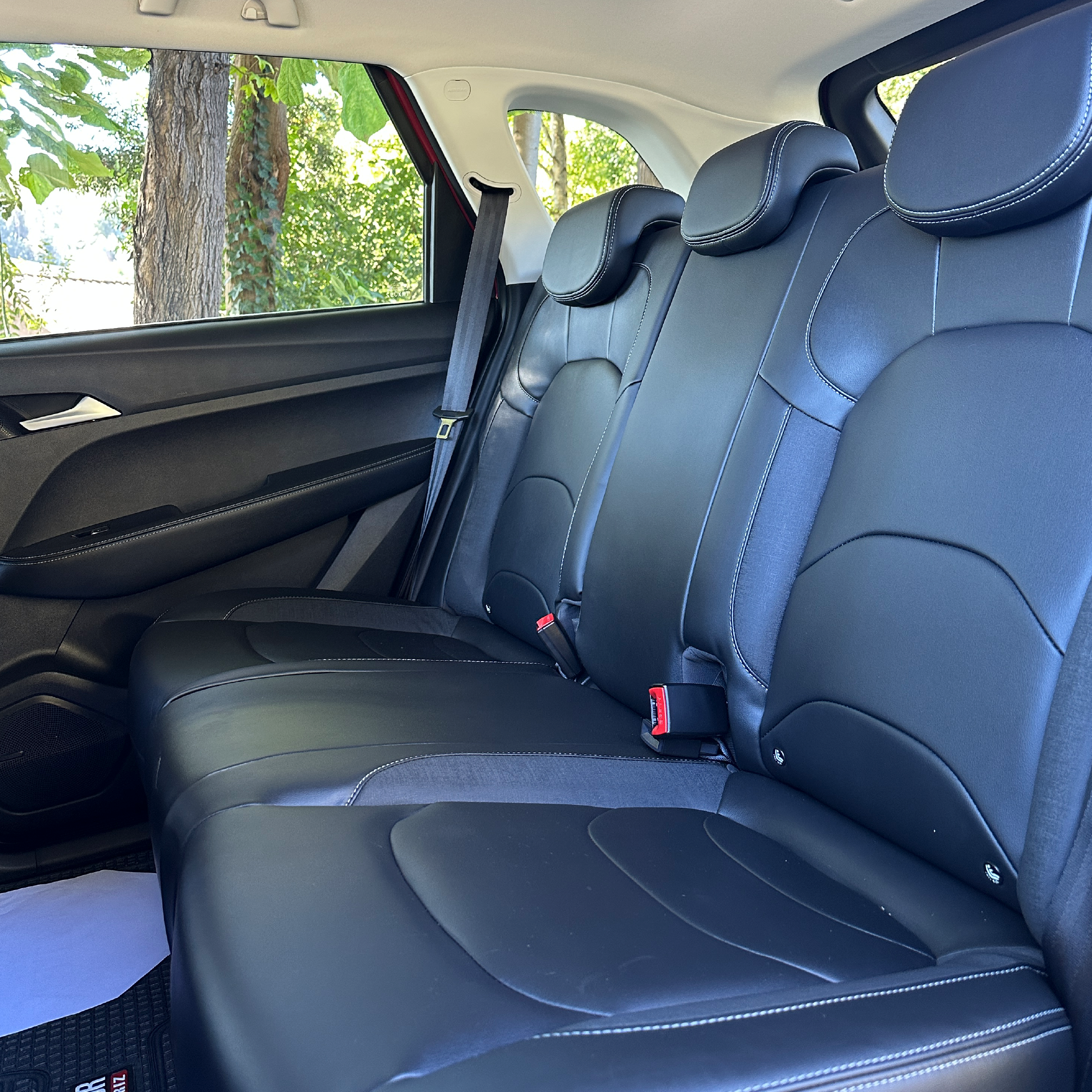 Chevrolet Captiva — foto 9 de 10