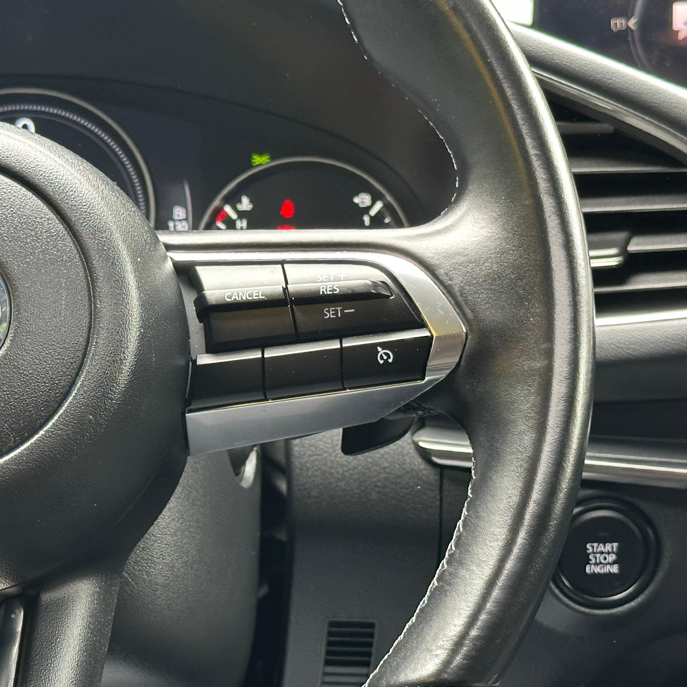 Mazda 3 — foto 12 de 20