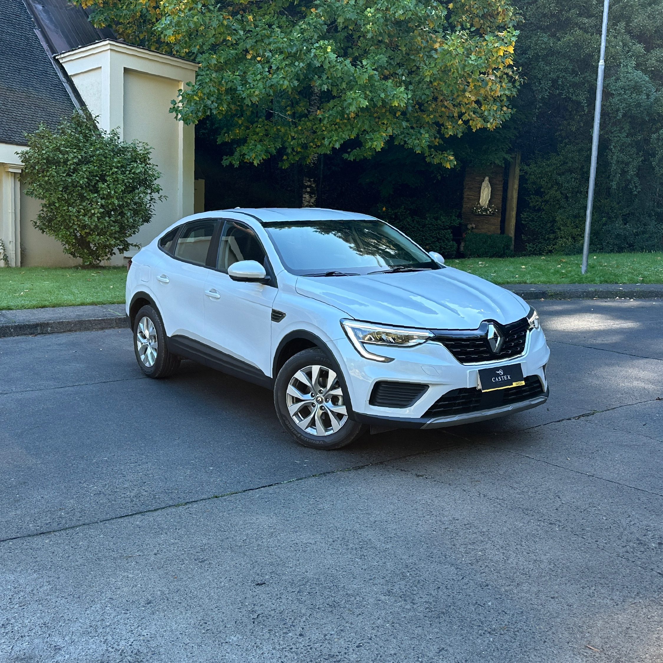 Renault Arkana — foto 1 de 19