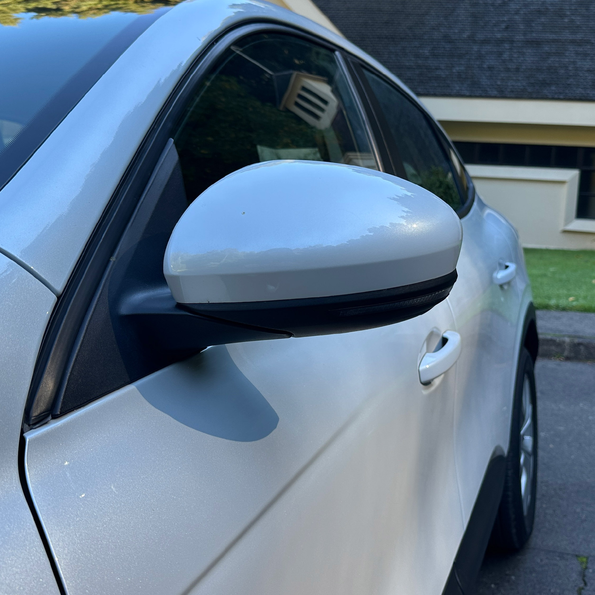 Renault Arkana — foto 17 de 19