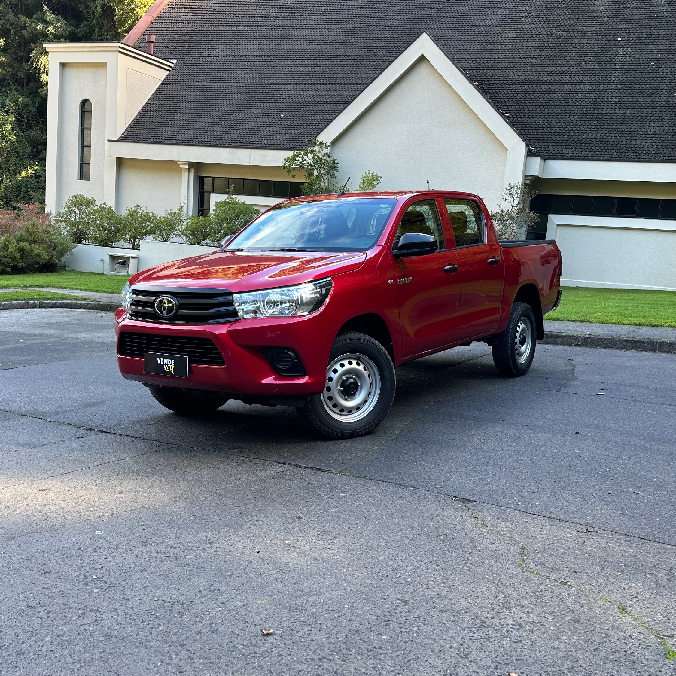 Toyota Hilux — foto 11 de 11