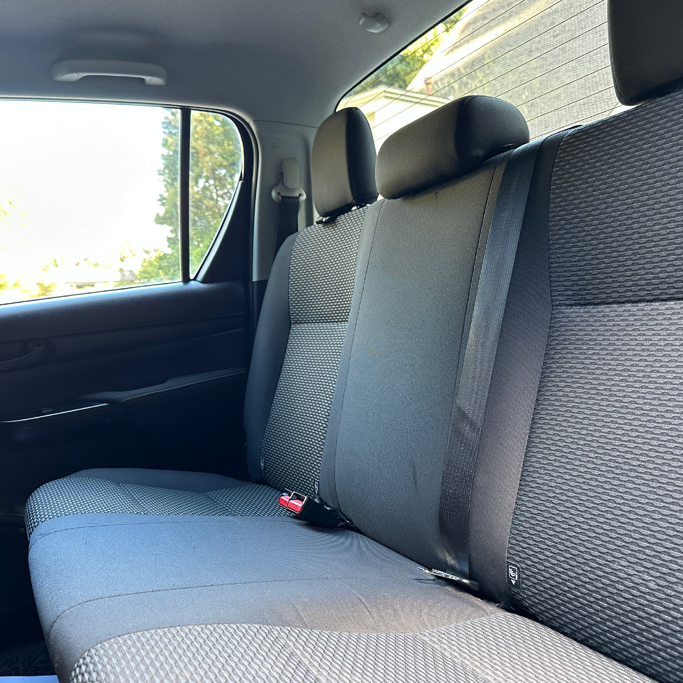 Toyota Hilux — foto 9 de 11