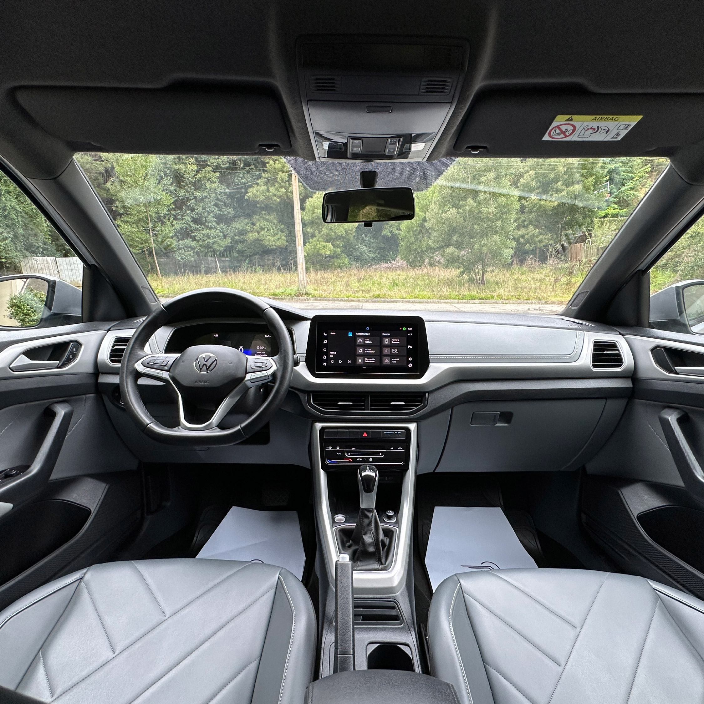 Volkswagen T-Cross — foto 6 de 20