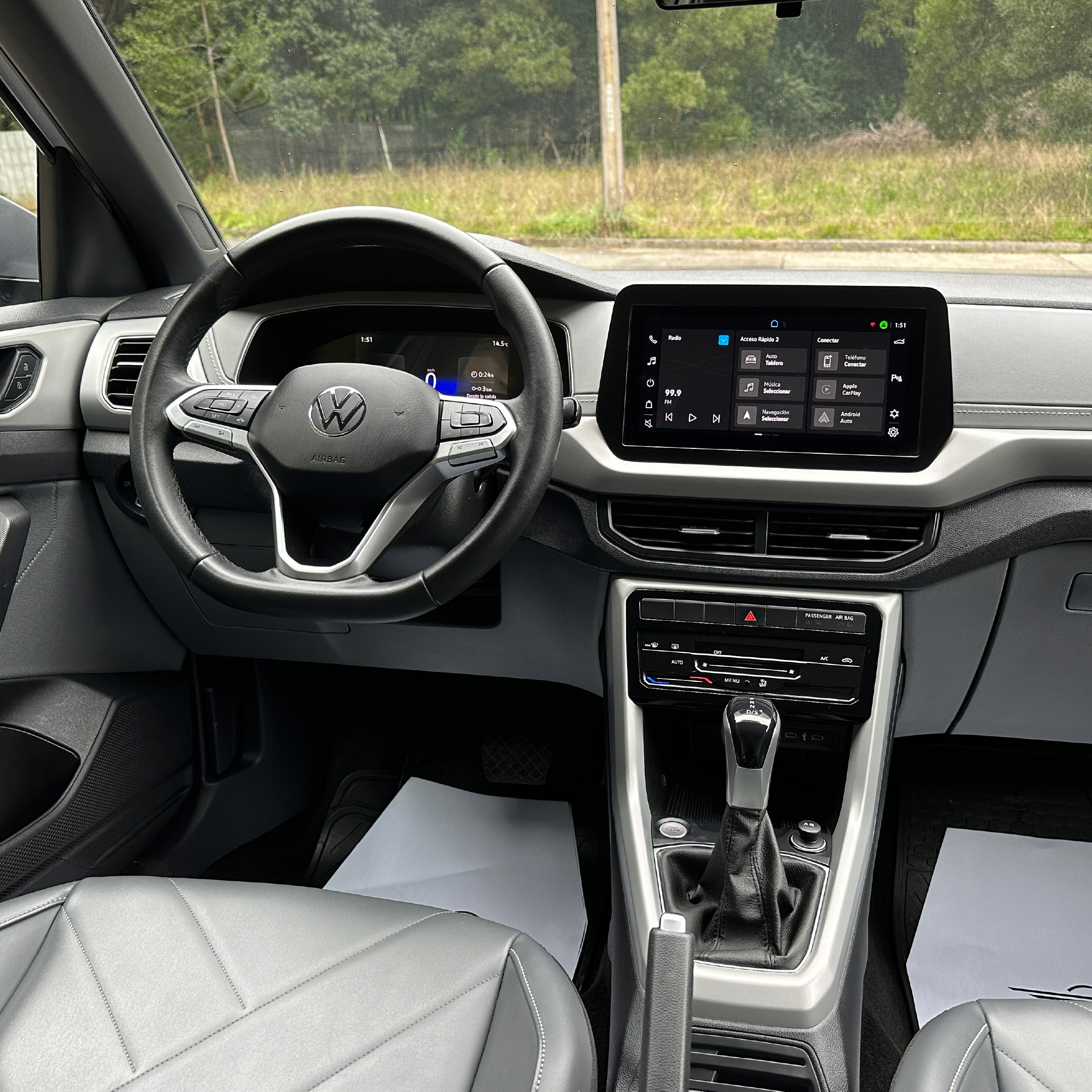 Volkswagen T-Cross — foto 7 de 20
