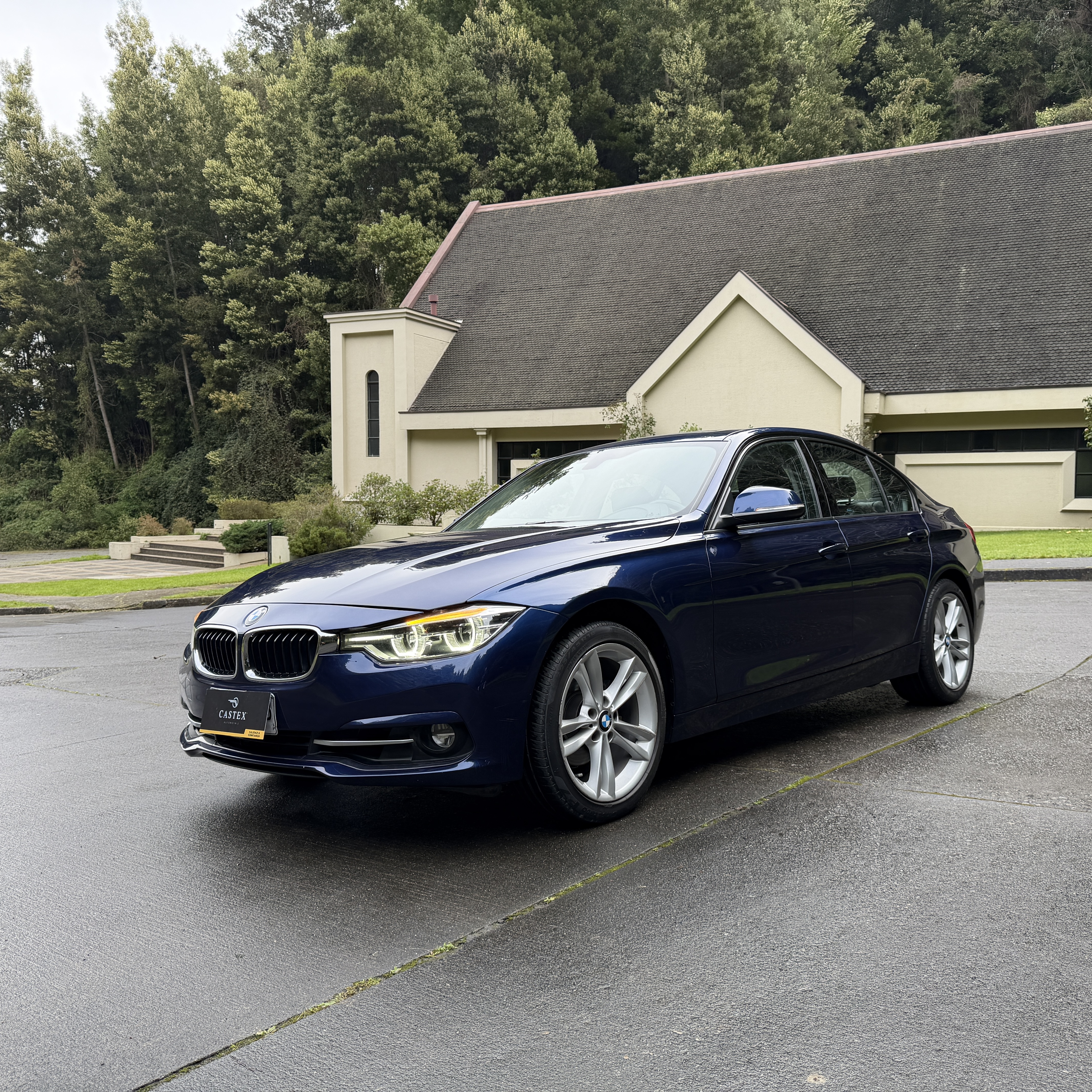 BMW 318I