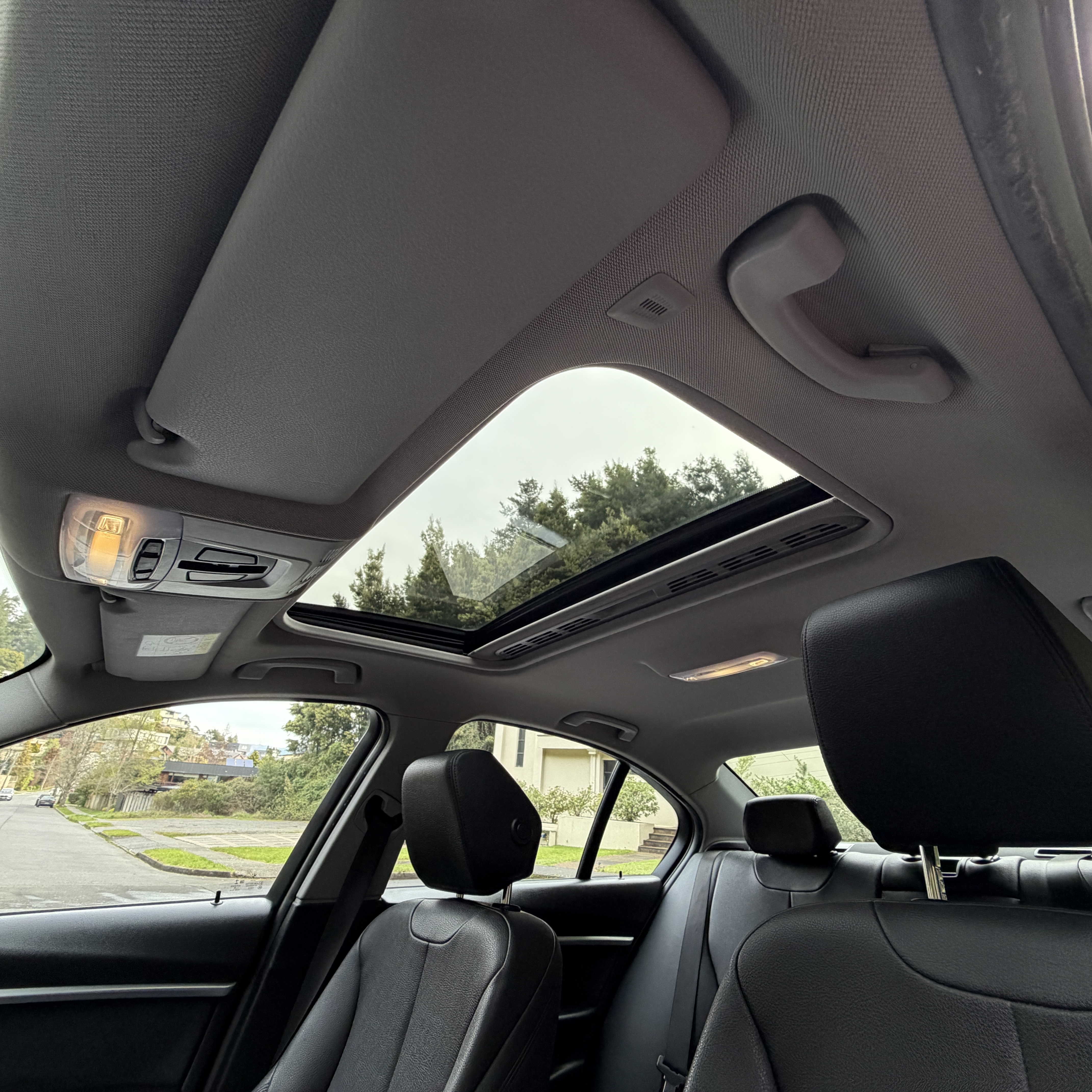 BMW 318I — foto 5 de 10