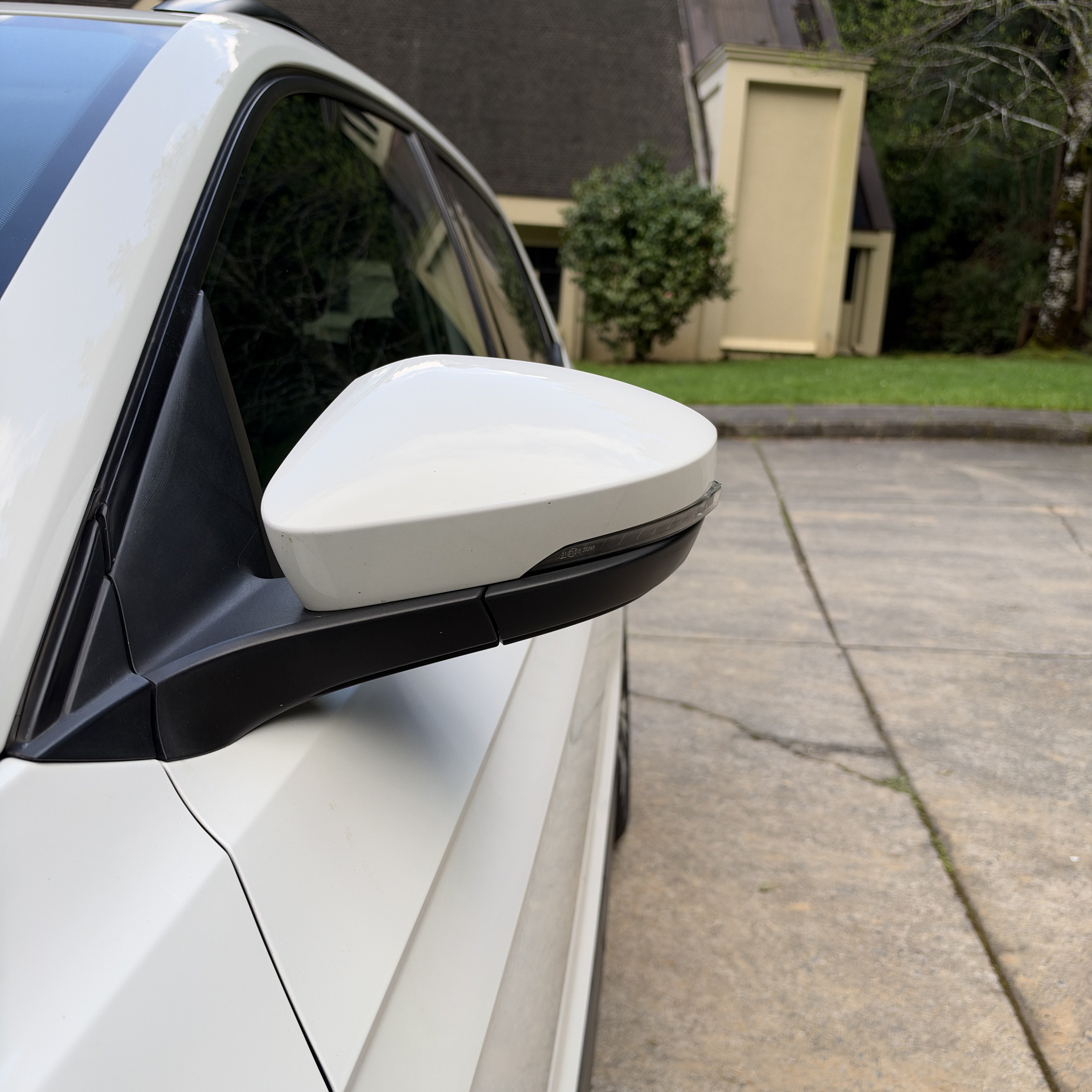 Volkswagen T-Cross — foto 5 de 15
