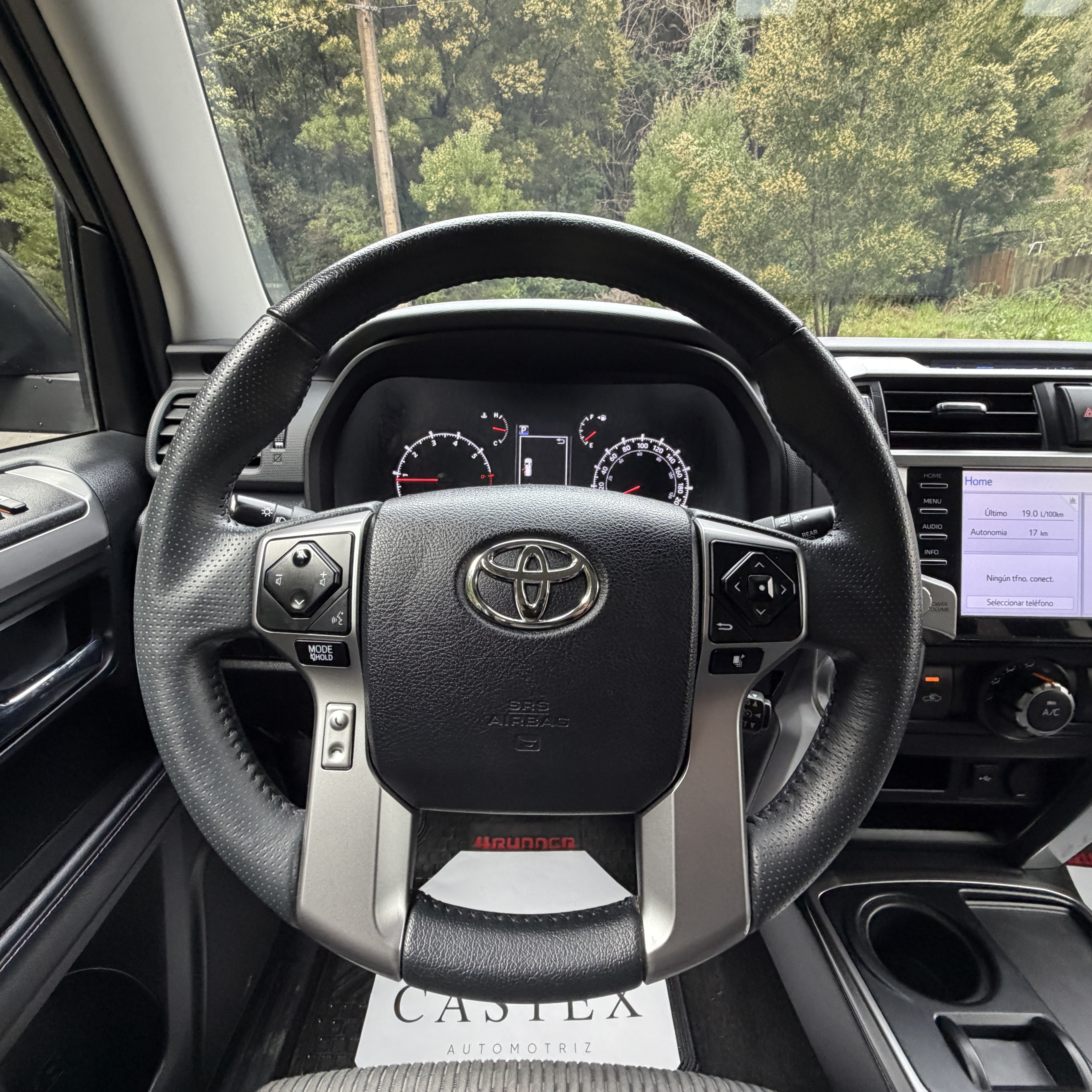 Toyota 4Runner — foto 10 de 11