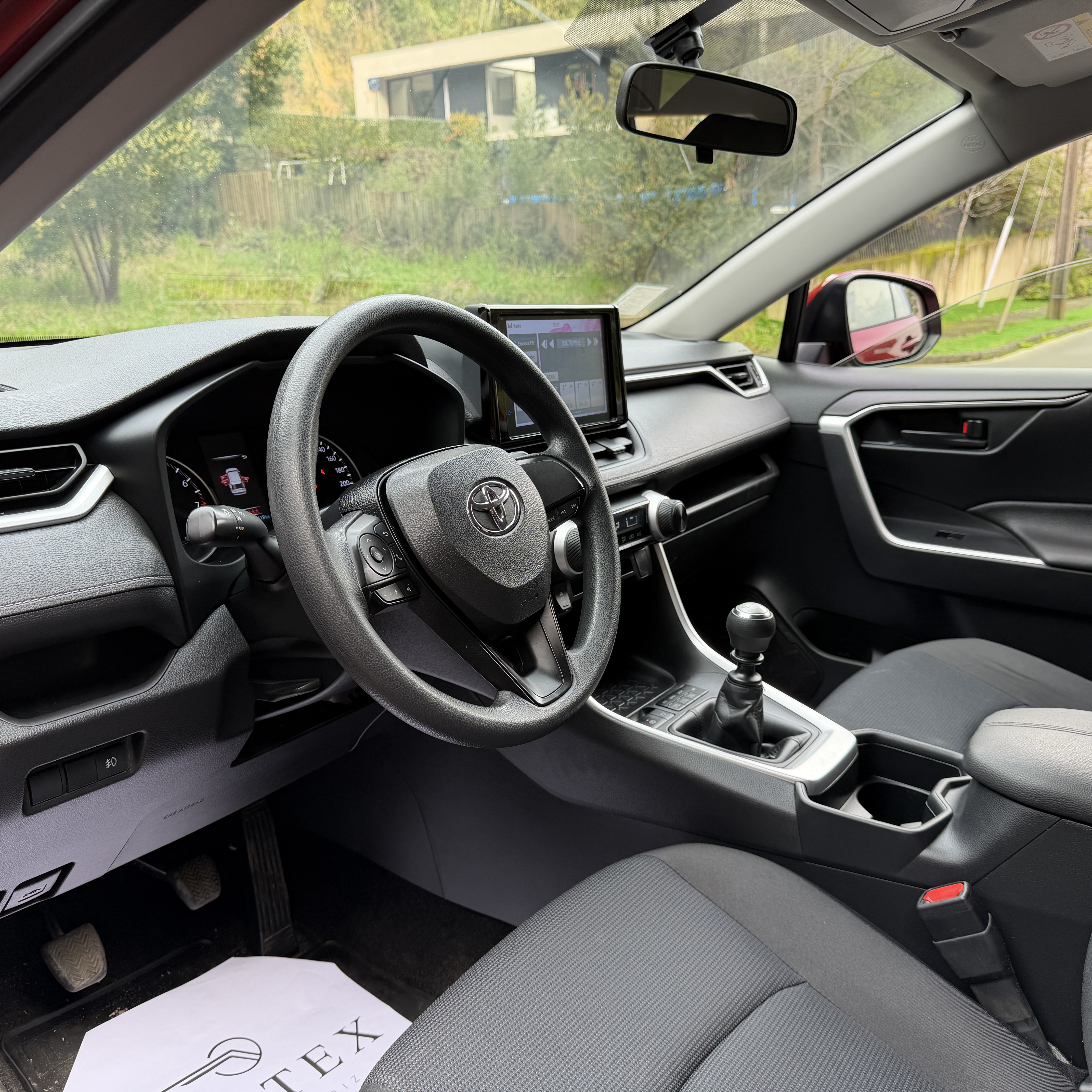 Toyota RAV4 — foto 3 de 10