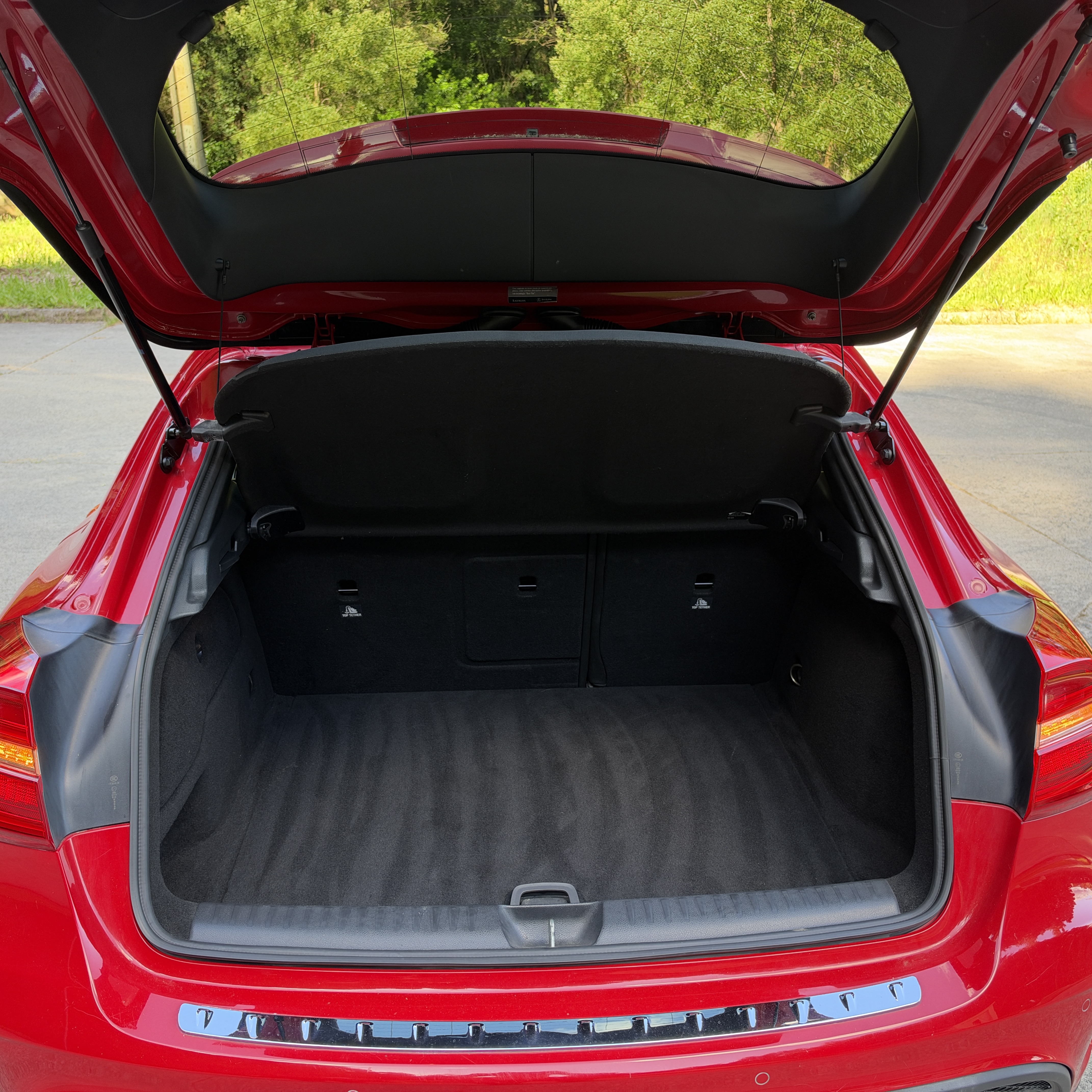 Mercedes-Benz Gla220 D — foto 14 de 15