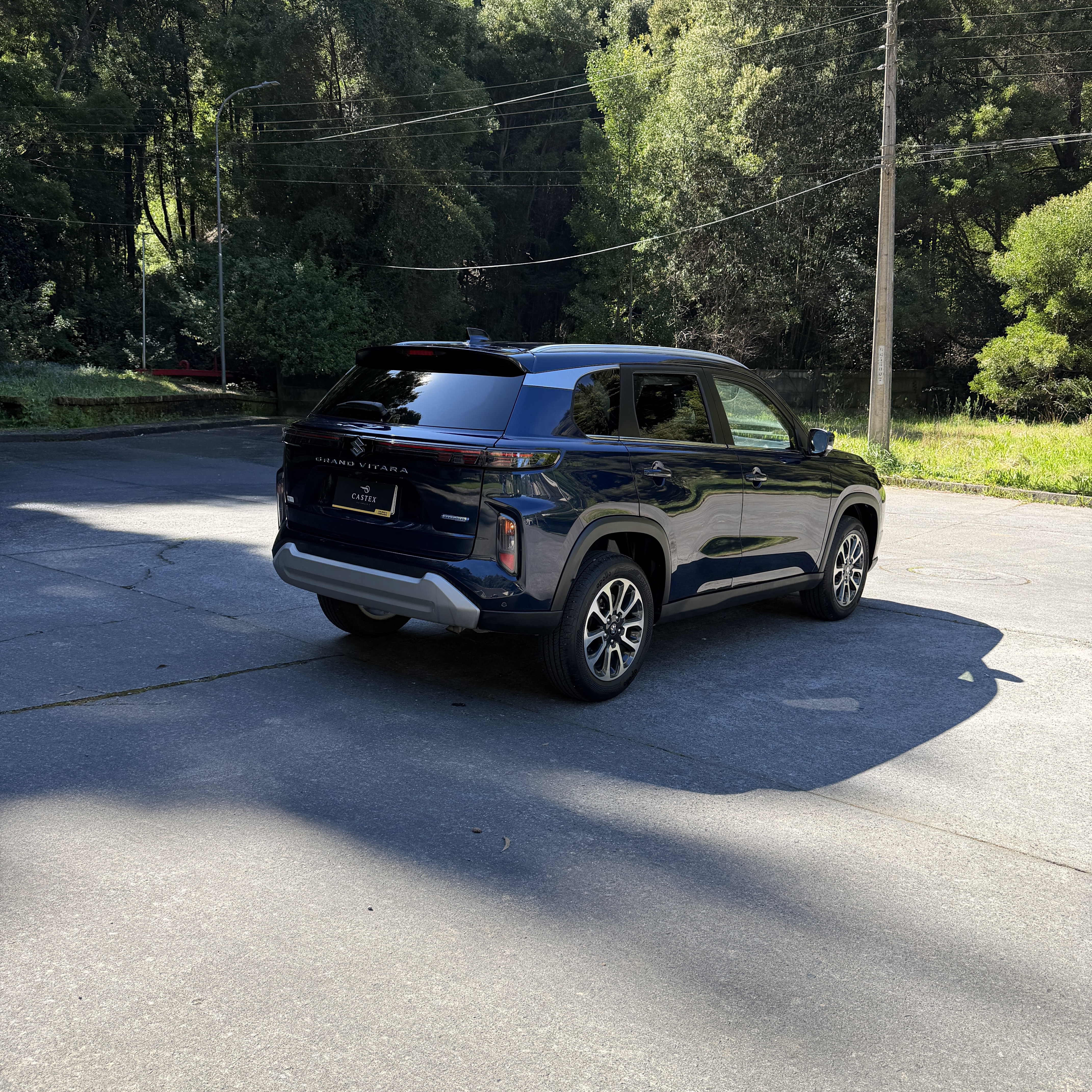 Suzuki Grand Vitara — foto 13 de 15