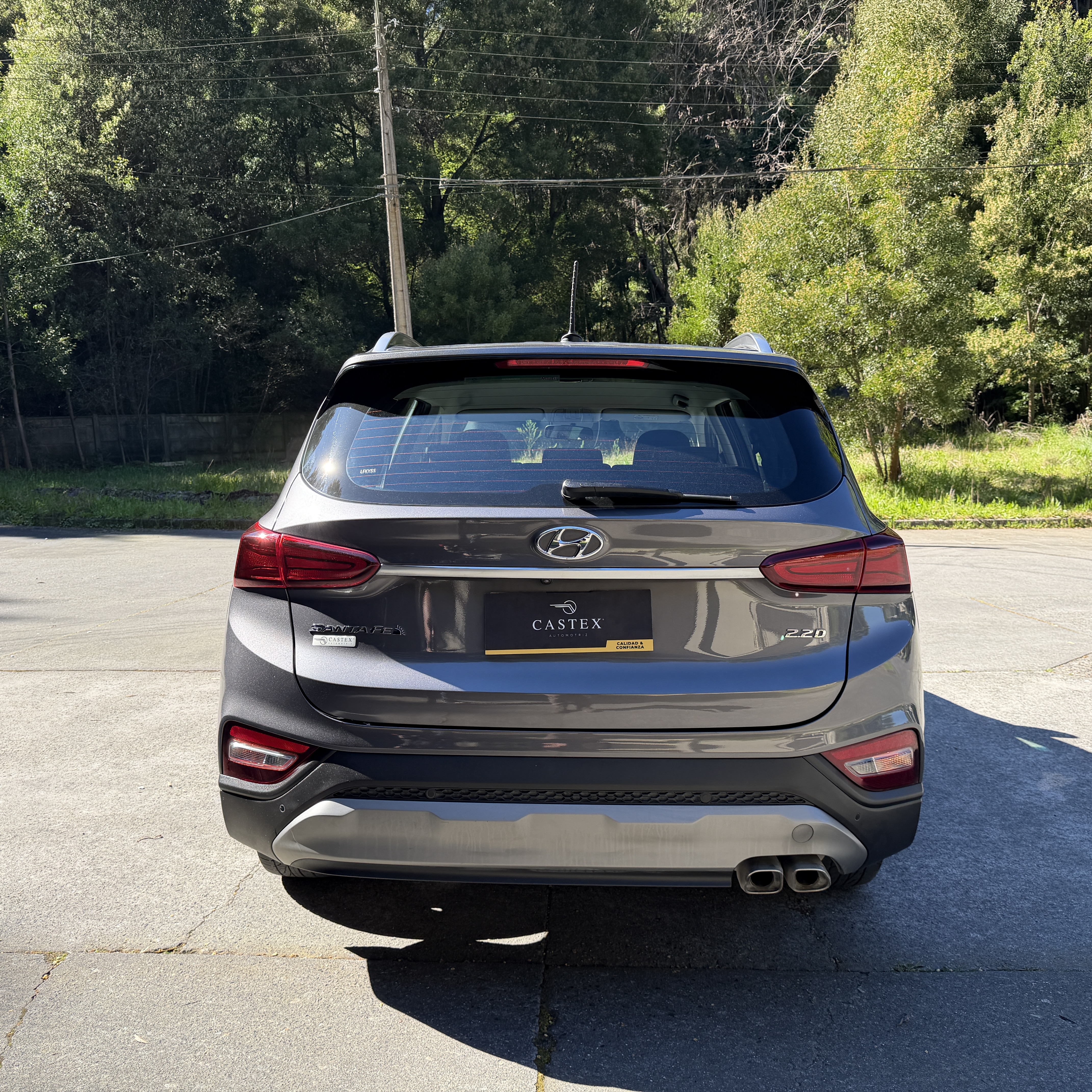 Hyundai Santa Fe — foto 13 de 13