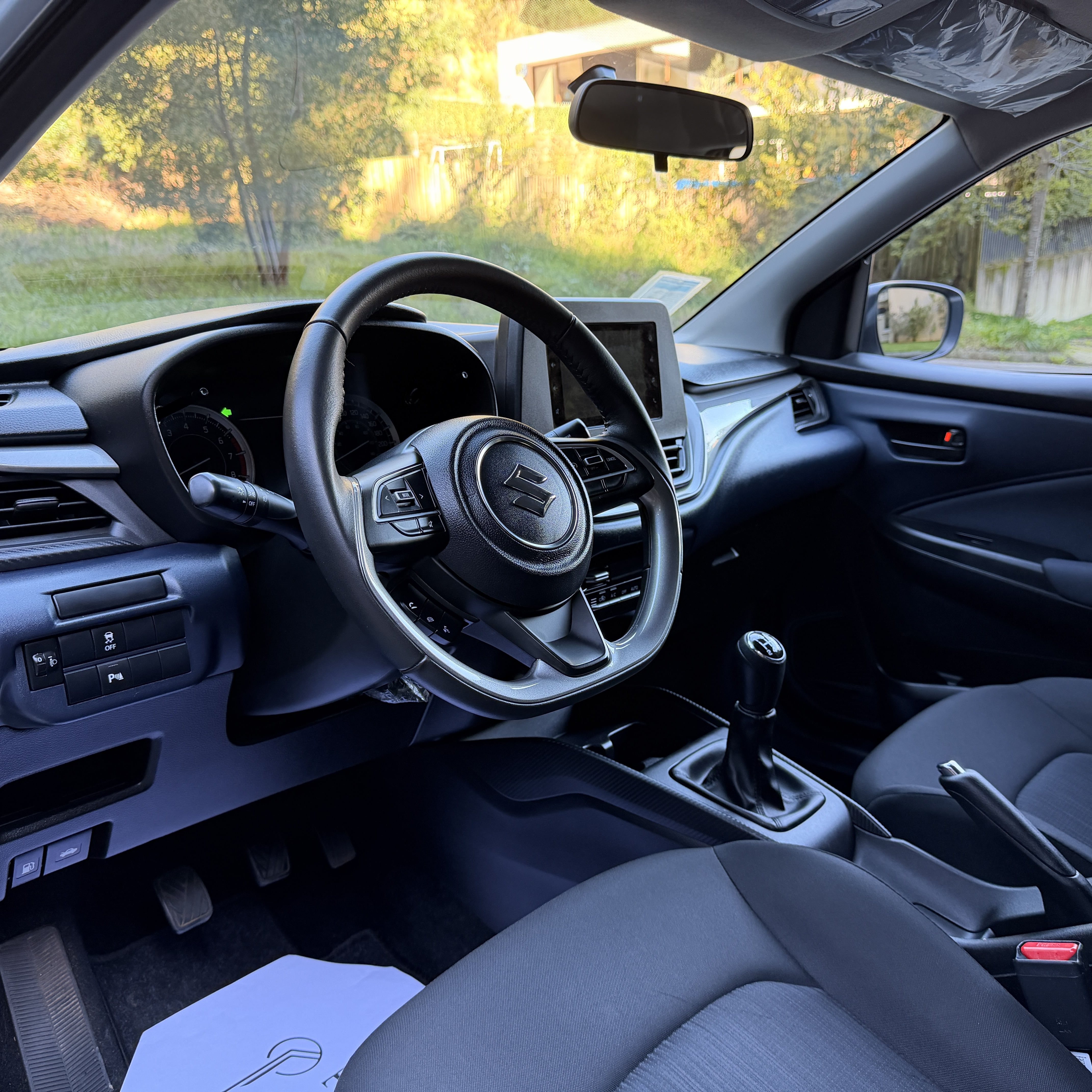 Suzuki Baleno — foto 4 de 11