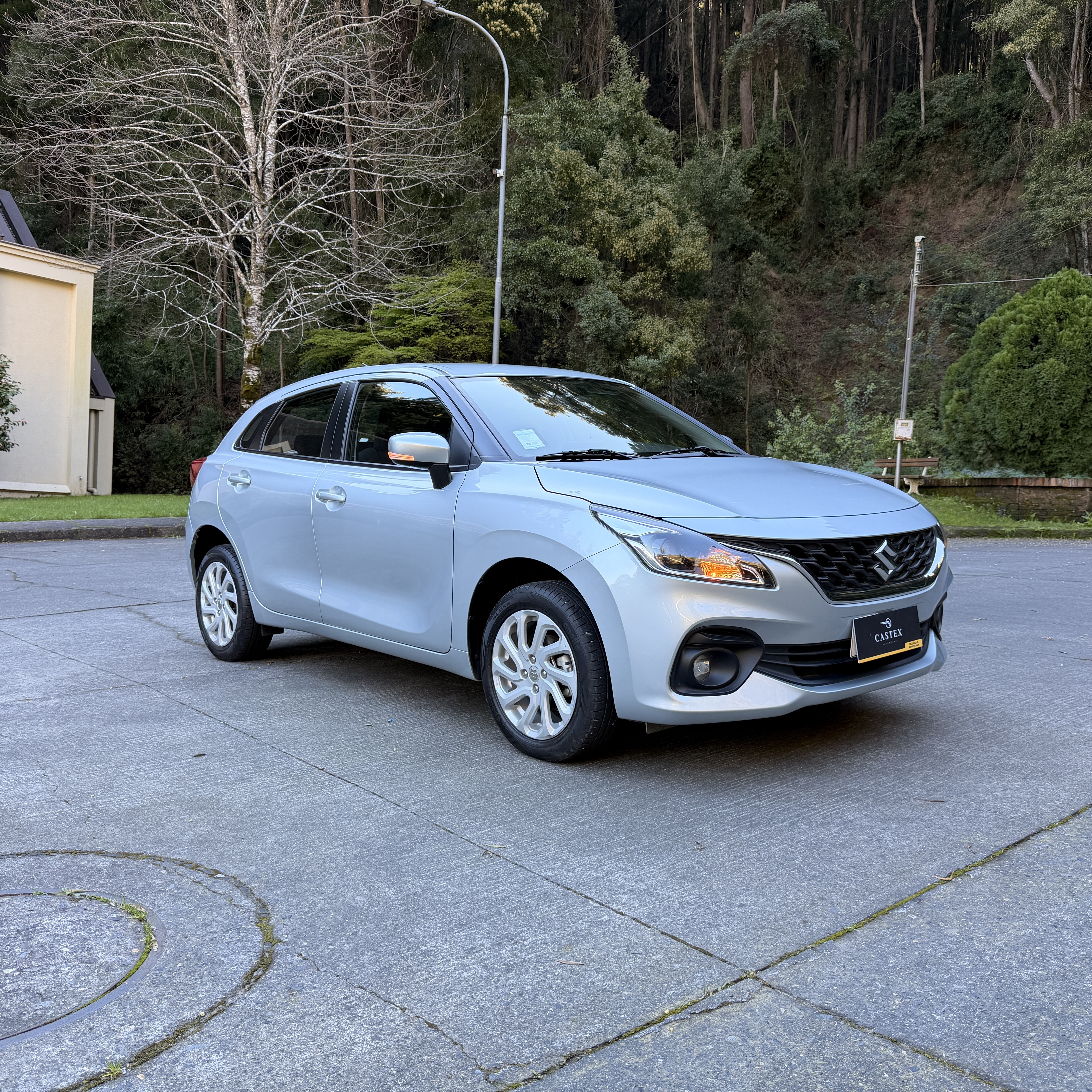 Suzuki Baleno — foto 2 de 11
