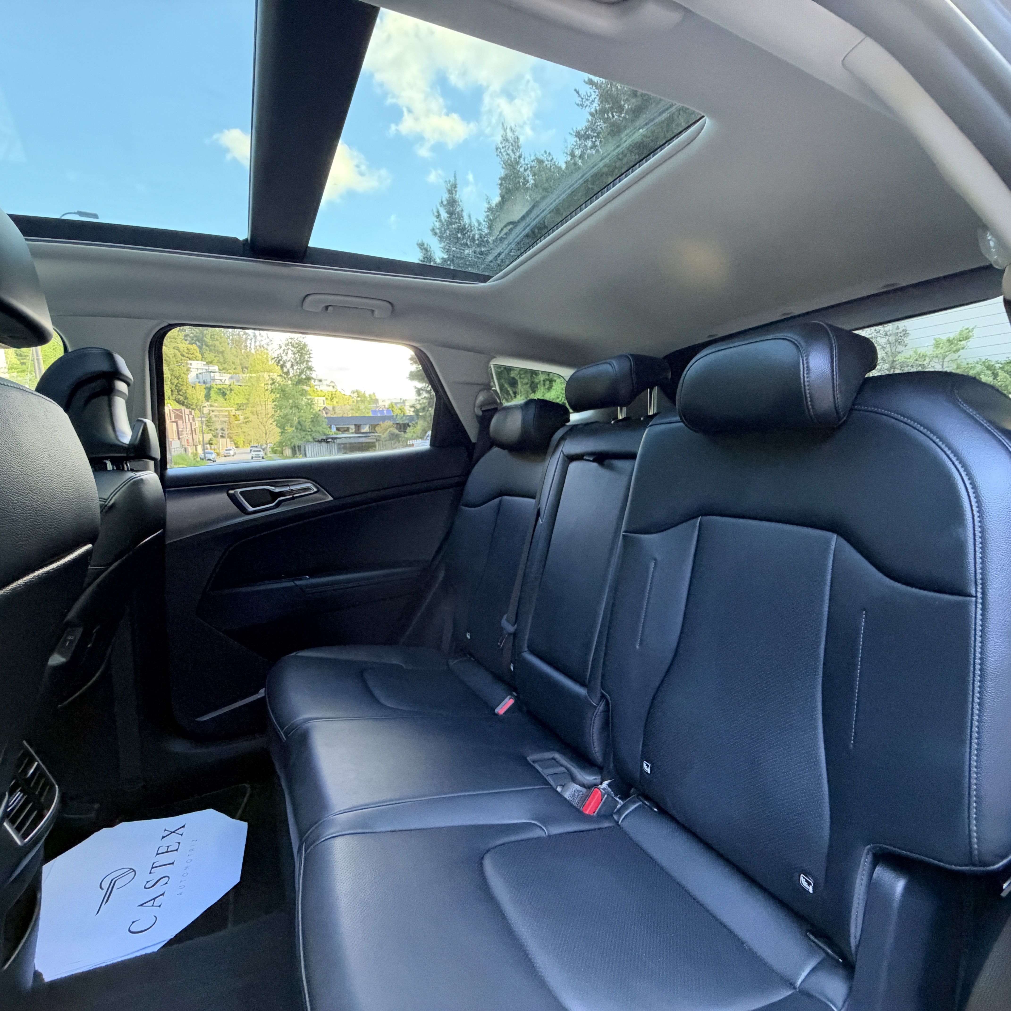 KIA Sportage — foto 14 de 20