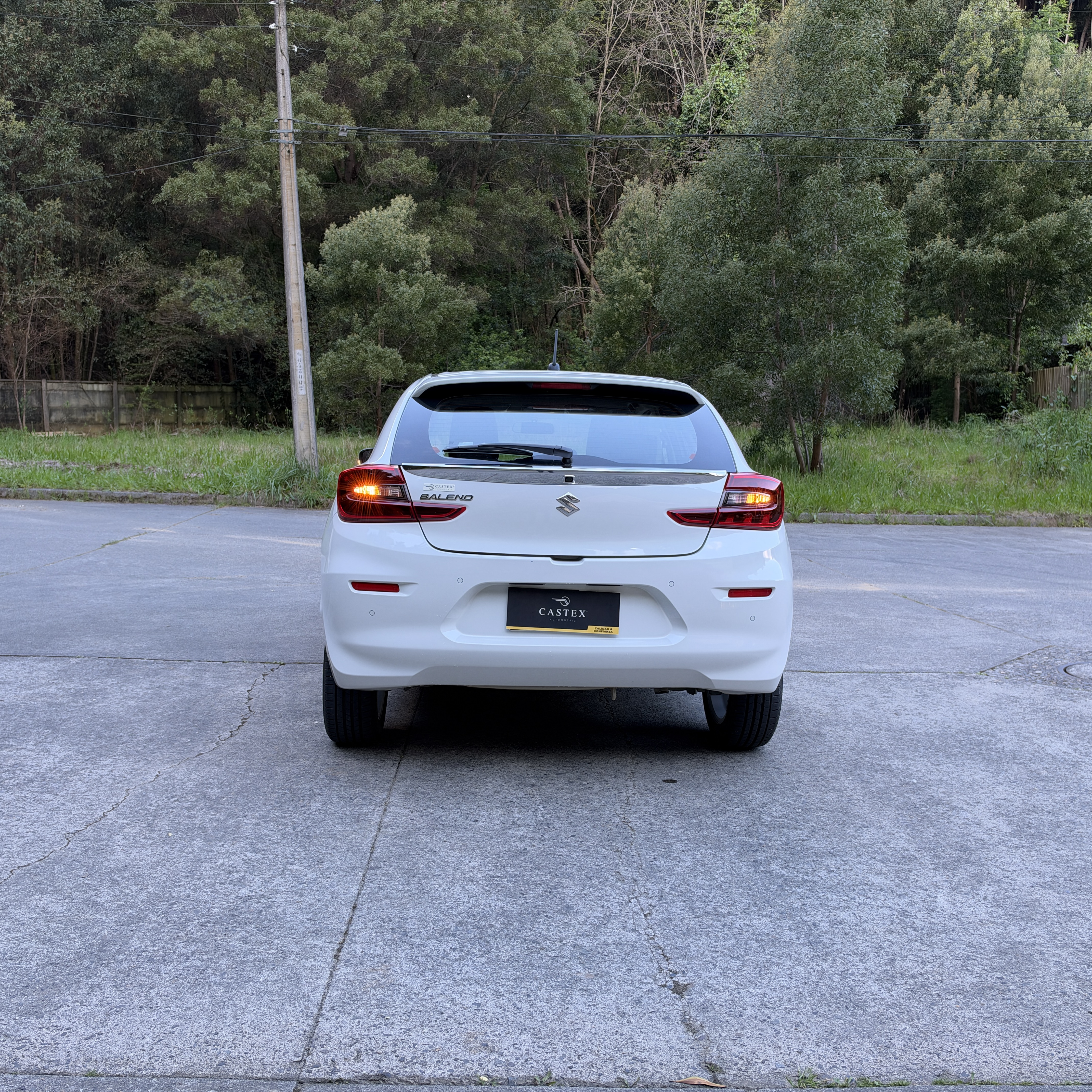 Suzuki Baleno — foto 20 de 20