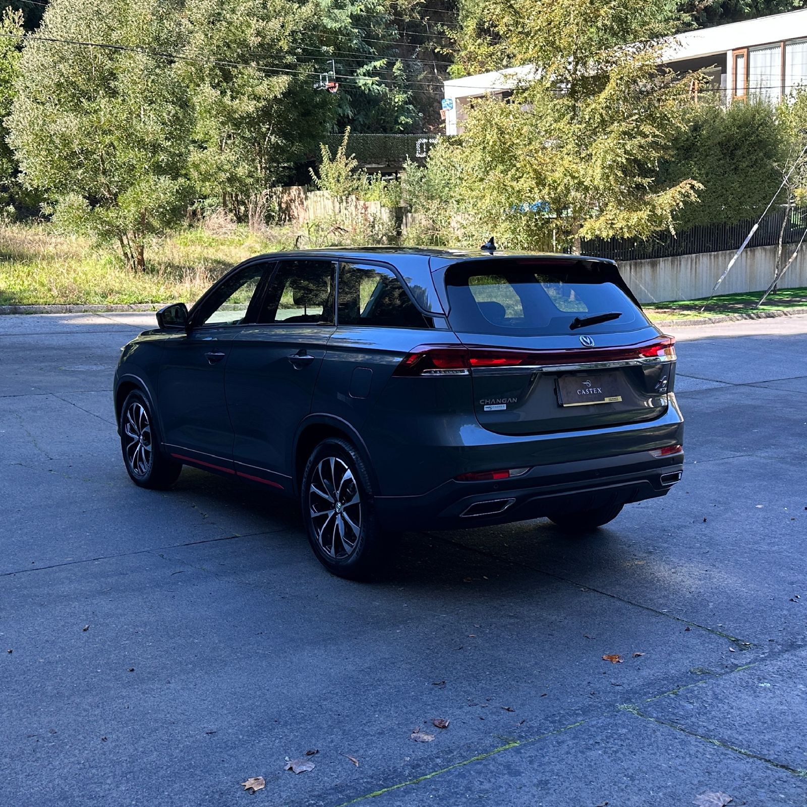 Changan X7 — foto 2 de 10