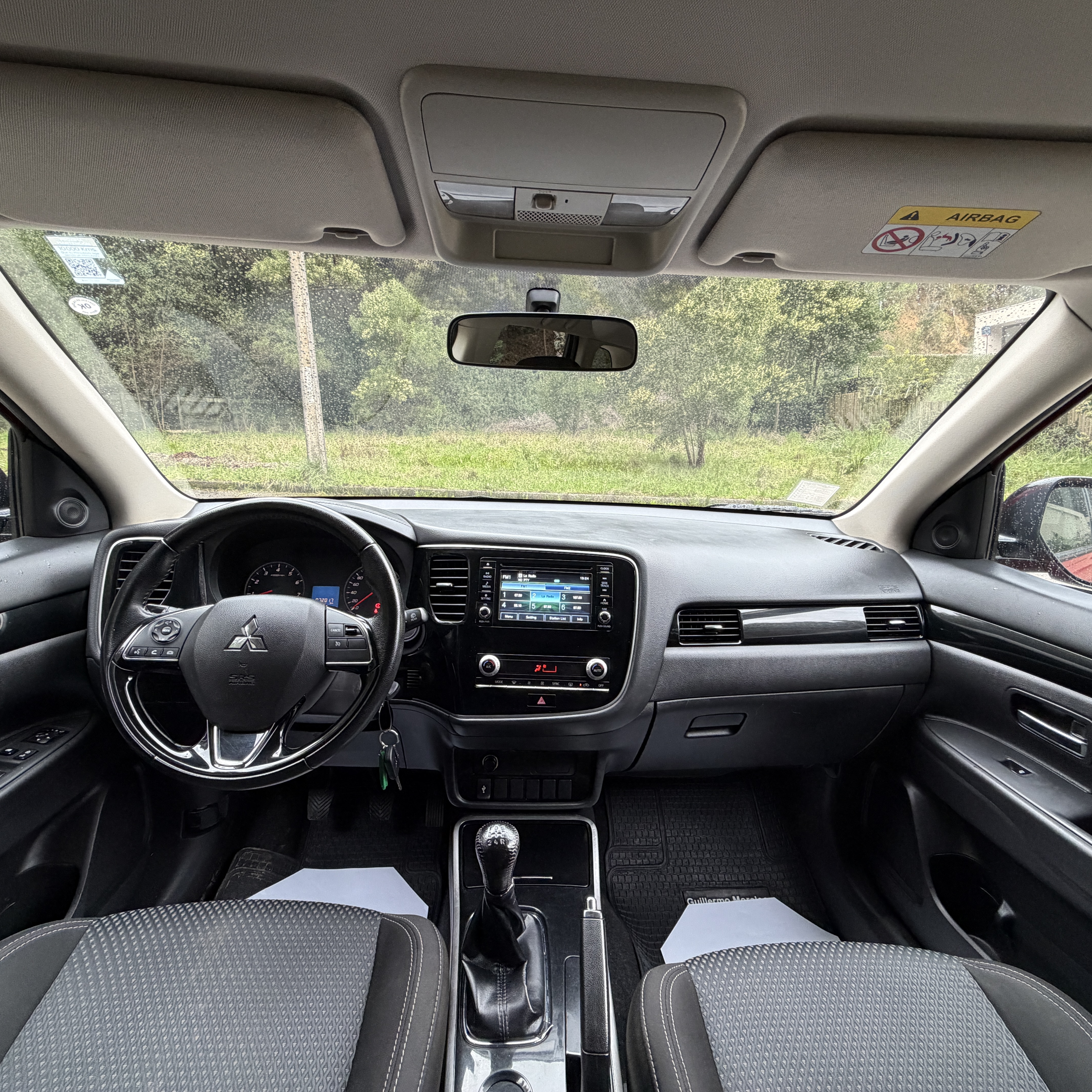 Mitsubishi Outlander — foto 5 de 10